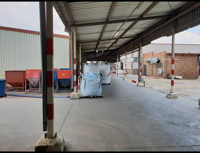 13,000M² WAREHOUSE TO LET IN ROODEKOP